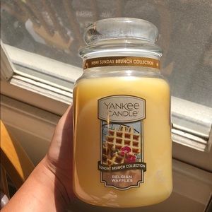 Yankee Candle Belgian Waffles 22oz Candle